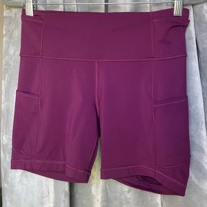 NWOT Lululemon Fast and Free Short 6” Non-Reflective